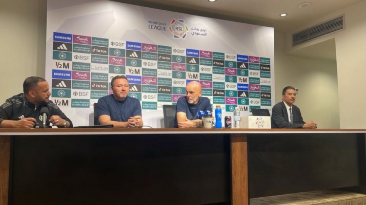 皮奧利：球隊并未因推遲開球而受影響，利雅得勝利配得上勝利