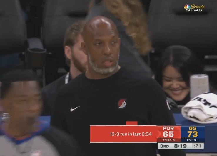經典的勇士領先被追分！開拓者3分鐘內轟出13-3將分差縮小到8分